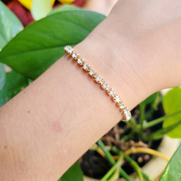 Classic Gold Dainty Rhinestone Bracelet - Picture 1 of 11